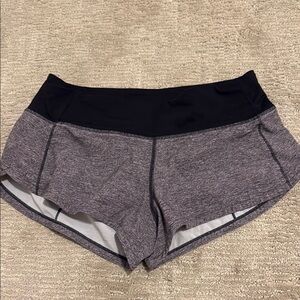 Lululemon grey speed up shorts size 2. 2.5 inch!!!